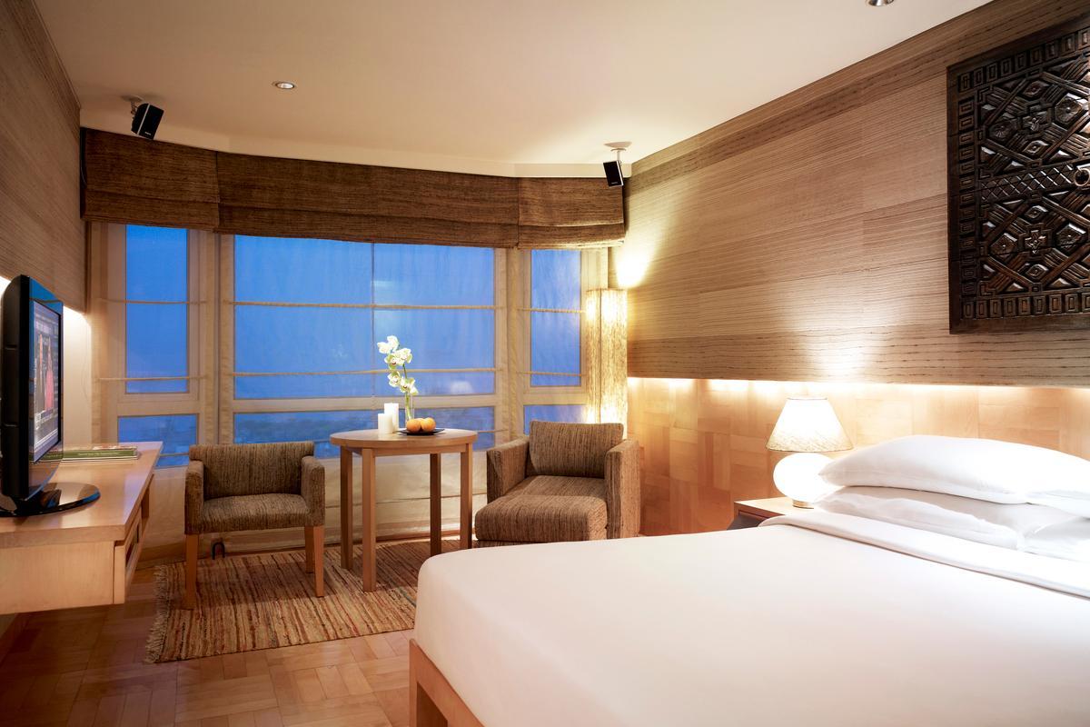 מלון מומביי President - Ihcl Seleqtions מראה חיצוני תמונה A room at the hotel
